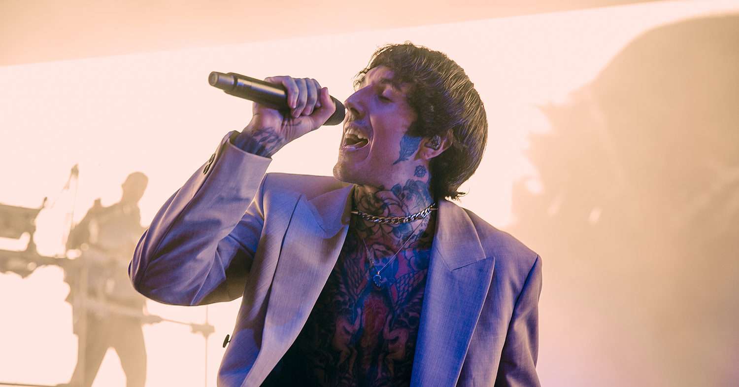 Bring Me the Horizon Frontman Oli Sykes to Open ‘Barcade’ With Live Music and Vegan Food