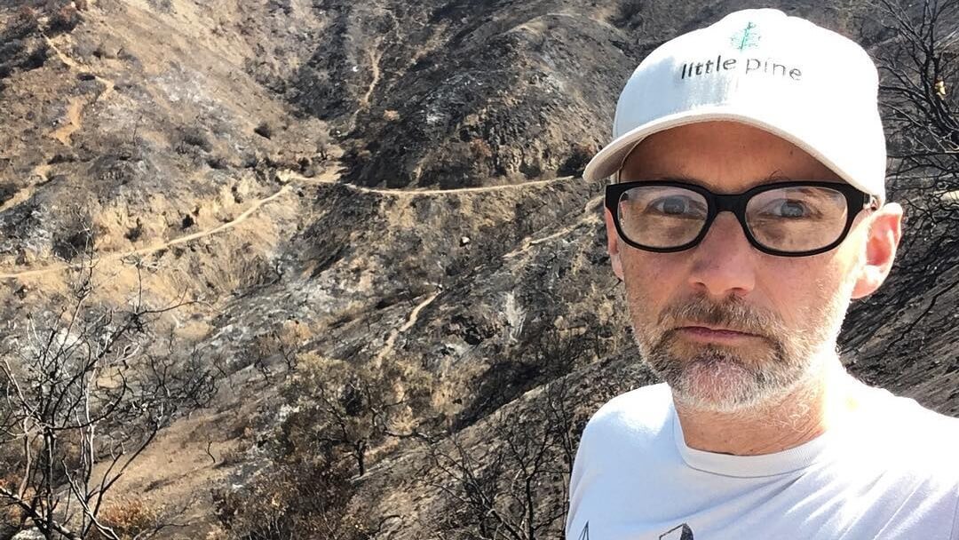 Vegan Musician Moby to Sell $1,300,000 House, Donating Profits to Help Farmed Animals