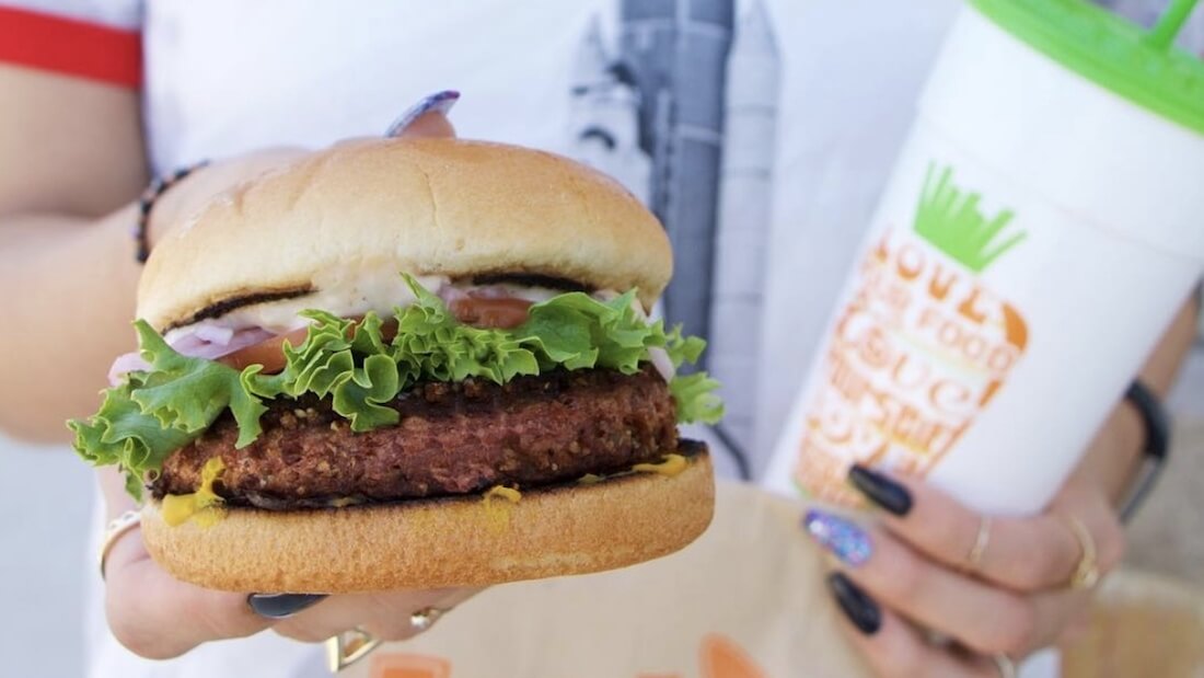 Texas Vegan Earth Burger Chain Expands to Mall of America
