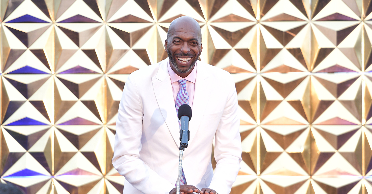 NBA Star John Salley Urges Fans to Support Vegan Businesses