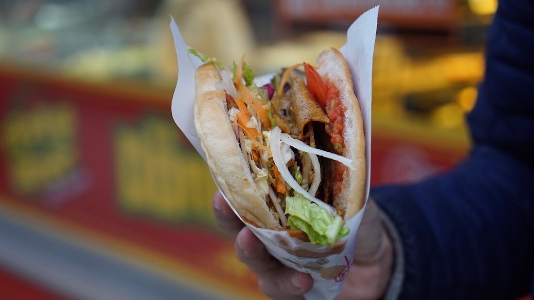 :white_check_mark:*Vegan 'Duck' Shawarma Doner Kebab and Tzatziki Recipe