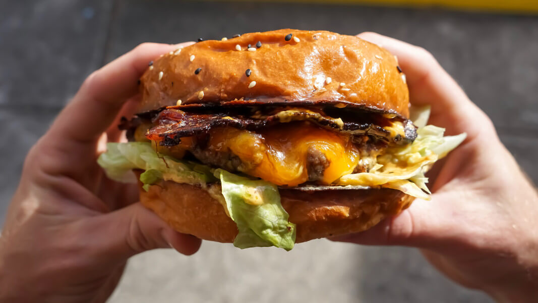 McDonald's Finland Launches Vegan ' El Veggo' Burger in All 65 Restaurants