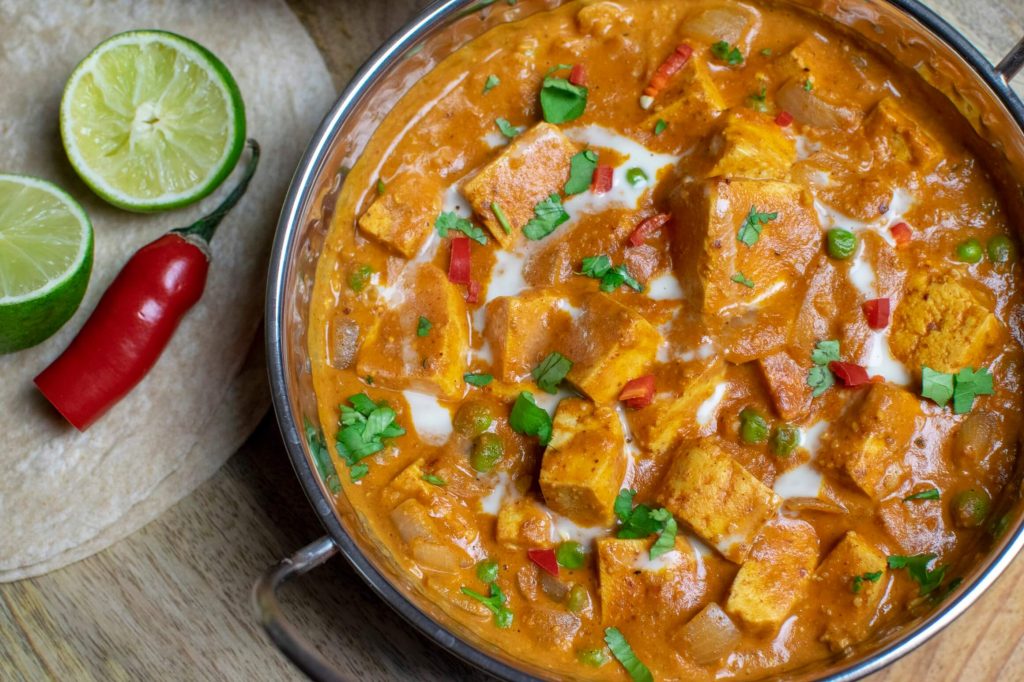 Make a Super Creamy Curry With This Vegan Makhani Recipe | LIVEKINDLY