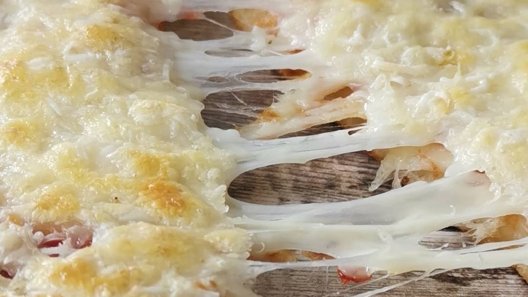 You Can Now Get Super Stringy, Melty Vegan Cheese in the UK