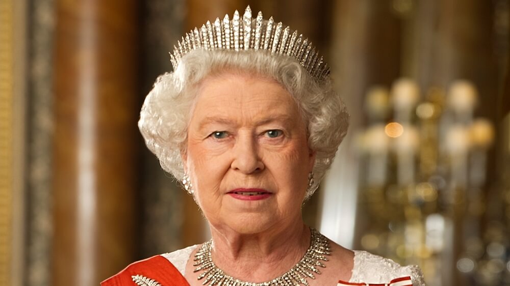 The queen of England goes fur free for the animals