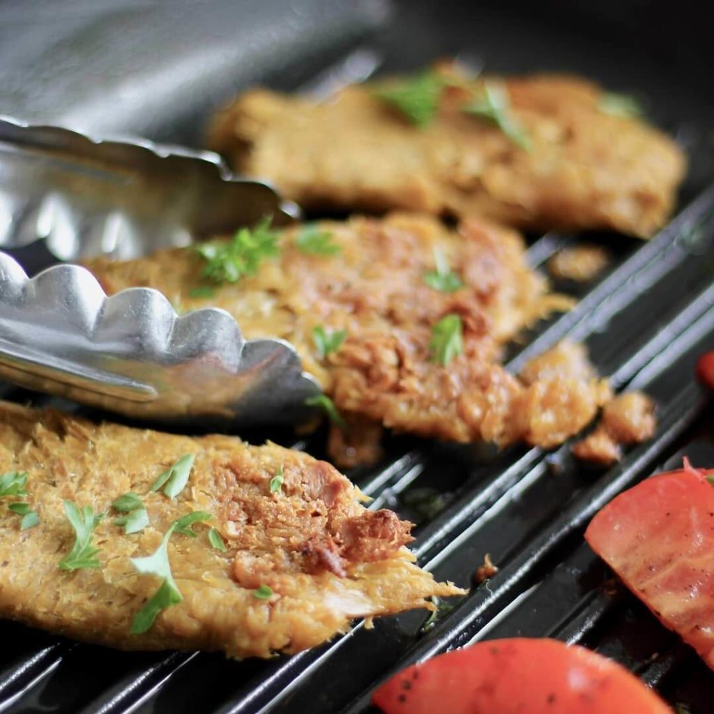 The 49 Best Vegan Chicken Brands And Recipes Livekindly