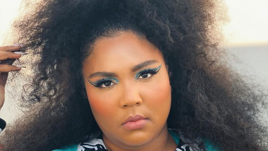 Watch Lizzo Make Vegan Fried Chicken and Biscuits With JUST Egg