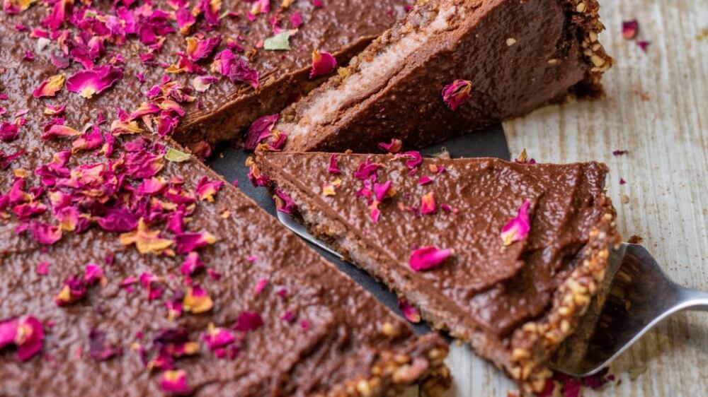 No-Bake Vegan Chocolate and Rose Tart