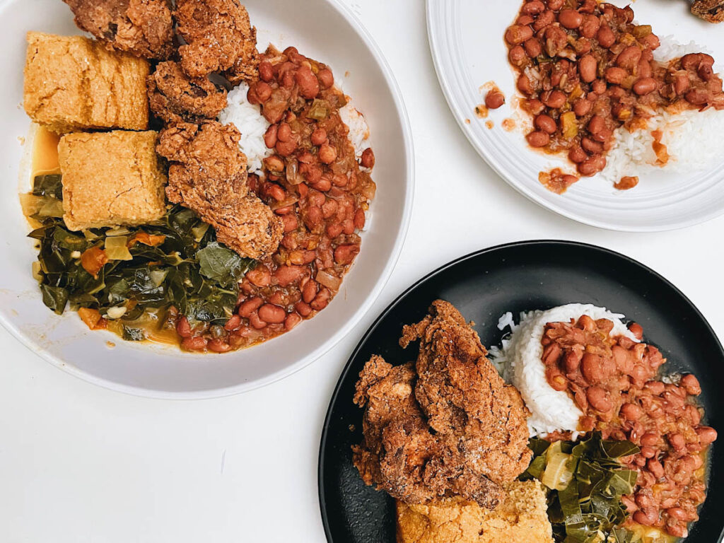 Photo of a soul food meal by Ri Turner, complete with vegan chicken.